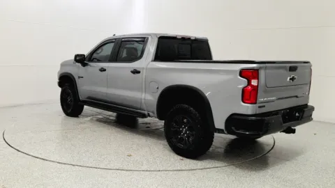 More photos of 2024 Chevrolet Silverado 1500 ZR2 at Tom Gill Chevrolet, KY