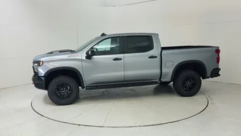 More photos of 2024 Chevrolet Silverado 1500 ZR2 at Tom Gill Chevrolet, KY