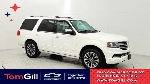 White 2015 Lincoln Navigator for sale in Florence, KY