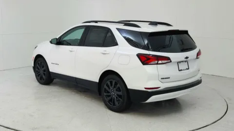 More photos of 2023 Chevrolet Equinox RS at Tom Gill Chevrolet, KY