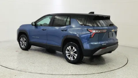 More photos of 2026 Chevrolet Equinox FWD LT at Tom Gill Chevrolet, KY