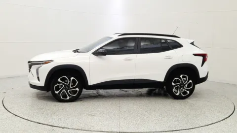 More photos of 2024 Chevrolet Trax 2RS at Tom Gill Chevrolet, KY