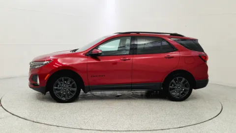 More photos of 2022 Chevrolet Equinox RS at Tom Gill Chevrolet, KY