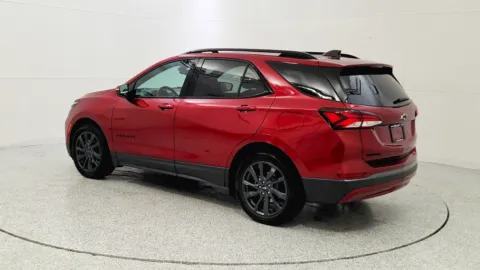 More photos of 2022 Chevrolet Equinox RS at Tom Gill Chevrolet, KY