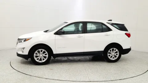 More photos of 2020 Chevrolet Equinox LS at Tom Gill Chevrolet, KY