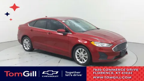Red 2019 Ford Fusion SE for sale in Florence, KY
