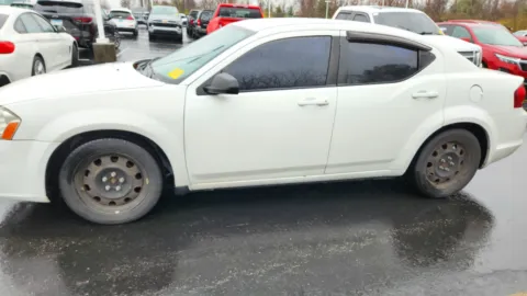 More photos of 2014 Dodge Avenger SE at Tom Gill Chevrolet, KY