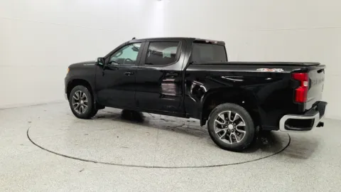More photos of 2022 Chevrolet Silverado 1500 LT at Tom Gill Chevrolet, KY