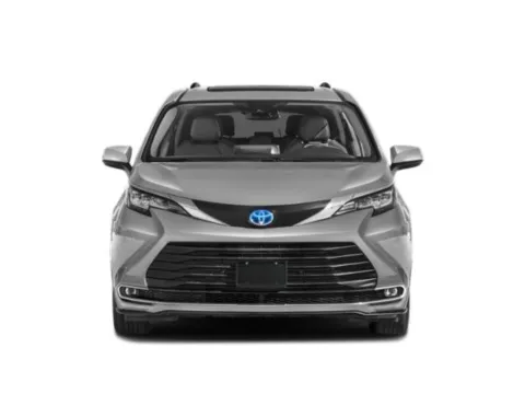 More photos of 2024 Toyota Sienna XLE at Tom Gill Chevrolet, KY