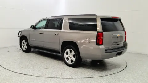 More photos of 2017 Chevrolet Suburban LT at Tom Gill Chevrolet, KY
