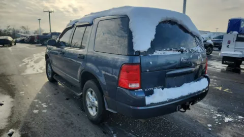 More photos of 2005 Ford Explorer XLT at Tom Gill Chevrolet, KY