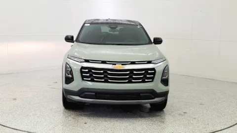 Photos of 2026 Chevrolet Equinox FWD LT for sale in Florence, KY at Tom Gill Chevrolet