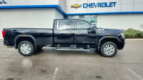 Black 2021 GMC Sierra 2500HD Denali for sale in Florence, KY