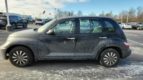 More photos of 2008 Chrysler PT Cruiser LX at Tom Gill Chevrolet, KY