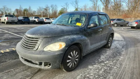 More photos of 2008 Chrysler PT Cruiser LX at Tom Gill Chevrolet, KY