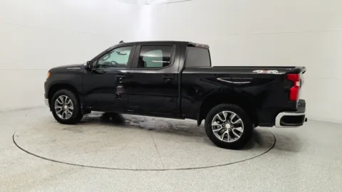 More photos of 2023 Chevrolet Silverado 1500 LT at Tom Gill Chevrolet, KY