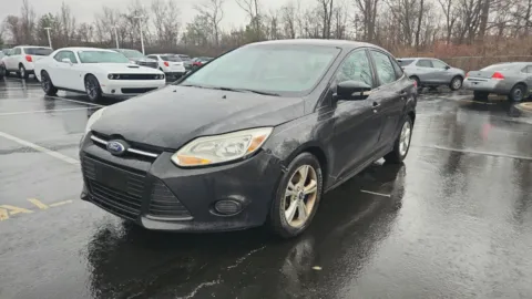 More photos of 2014 Ford Focus SE at Tom Gill Chevrolet, KY
