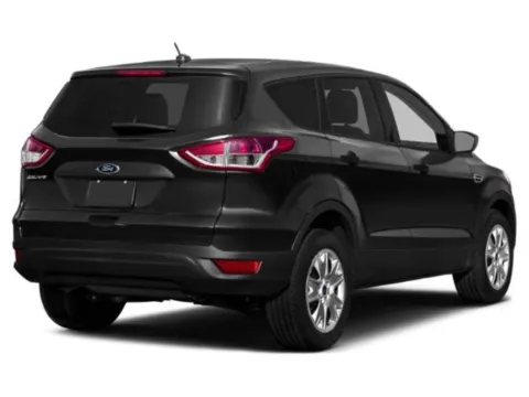 Photos of 2015 Ford Escape SE for sale in Florence, KY at Tom Gill Chevrolet
