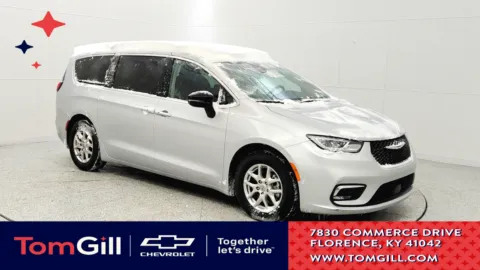 Silver 2024 Chrysler Pacifica Touring L for sale in Florence, KY