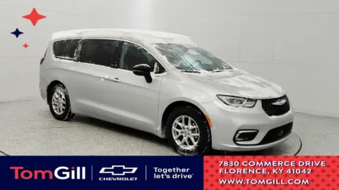 Silver 2024 Chrysler Pacifica Touring L for sale in Florence, KY