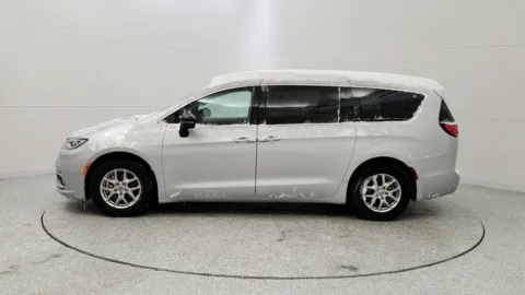 More photos of 2024 Chrysler Pacifica Touring L at Tom Gill Chevrolet, KY