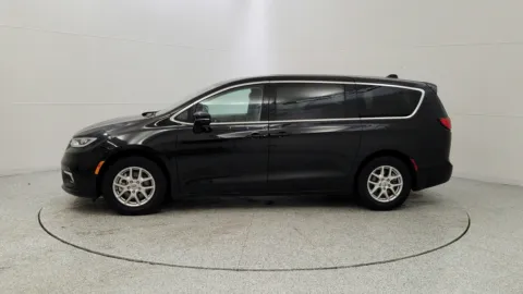More photos of 2024 Chrysler Pacifica Touring L at Tom Gill Chevrolet, KY