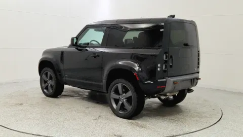 More photos of 2022 Land Rover Defender V8 at Tom Gill Chevrolet, KY