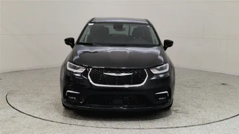 Photos of 2024 Chrysler Pacifica Touring L for sale in Florence, KY at Tom Gill Chevrolet