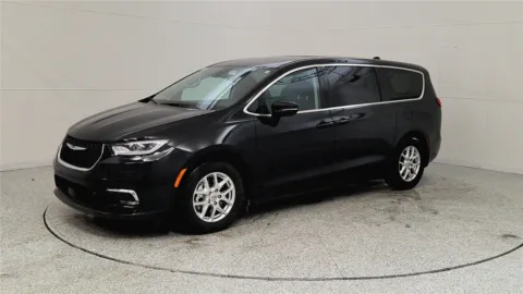 Another view of 2024 Chrysler Pacifica Touring L for sale in Florence, KY at Tom Gill Chevrolet