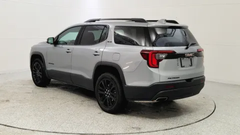 More photos of 2023 GMC Acadia SLE at Tom Gill Chevrolet, KY