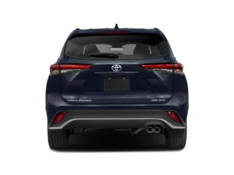 More photos of 2022 Toyota Highlander XSE at Tom Gill Chevrolet, KY