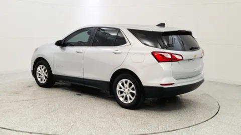 More photos of 2021 Chevrolet Equinox LT at Tom Gill Chevrolet, KY