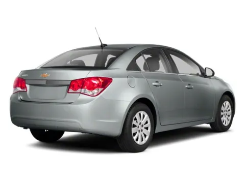More photos of 2013 Chevrolet Cruze LS at Tom Gill Chevrolet, KY