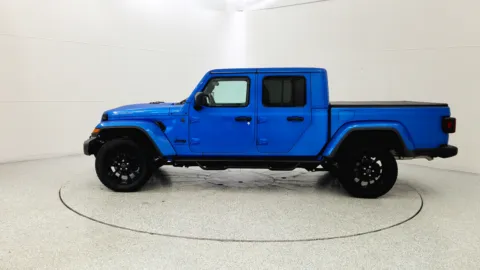 More photos of 2024 Jeep Gladiator Nighthawk at Tom Gill Chevrolet, KY