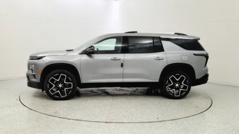 More photos of 2026 Chevrolet Traverse AWD High Country at Tom Gill Chevrolet, KY