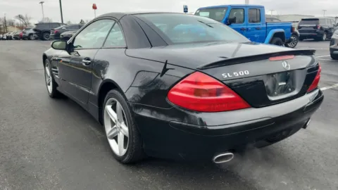 More photos of 2004 Mercedes-Benz SL-Class SL 500 at Tom Gill Chevrolet, KY
