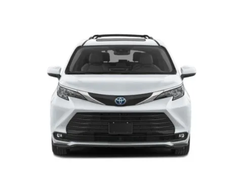 More photos of 2025 Toyota Sienna XLE at Tom Gill Chevrolet, KY