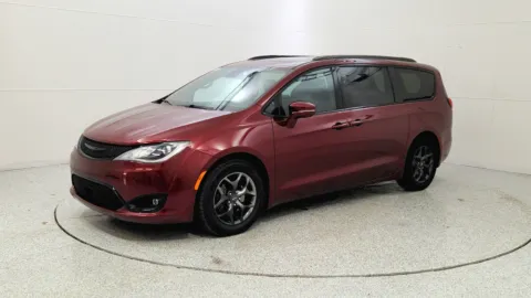 Another view of 2019 Chrysler Pacifica Limited for sale in Florence, KY at Tom Gill Chevrolet
