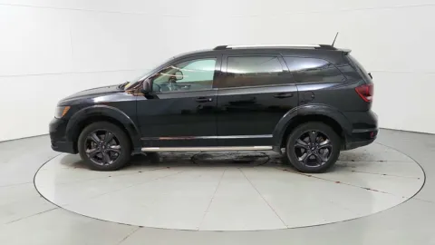 More photos of 2018 Dodge Journey Crossroad at Tom Gill Chevrolet, KY