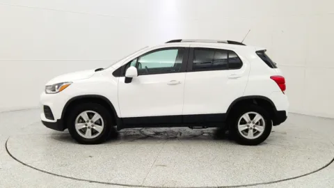 More photos of 2022 Chevrolet Trax LT at Tom Gill Chevrolet, KY