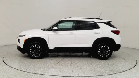 More photos of 2022 Chevrolet Trailblazer LT at Tom Gill Chevrolet, KY