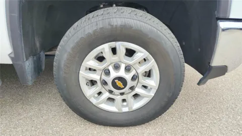 Photos of 2025 Chevrolet Silverado 2500HD LT for sale in Florence, KY at Tom Gill Chevrolet