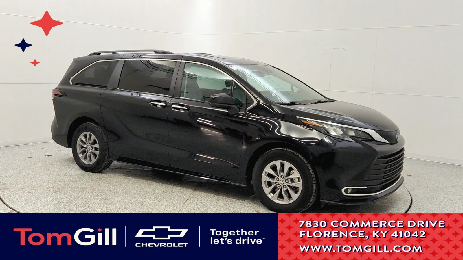 Black 2024 Toyota Sienna XLE for sale in Florence, KY