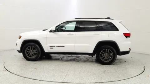 More photos of 2016 Jeep Grand Cherokee 75th Anniversary at Tom Gill Chevrolet, KY