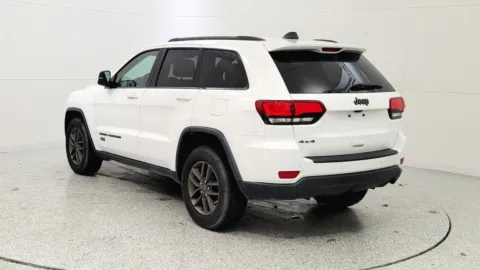 More photos of 2016 Jeep Grand Cherokee 75th Anniversary at Tom Gill Chevrolet, KY