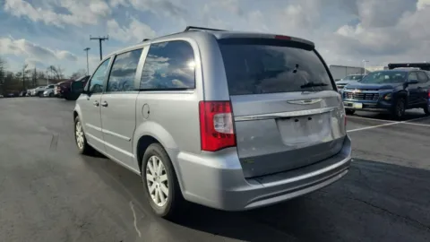 More photos of 2014 Chrysler Town & Country Touring at Tom Gill Chevrolet, KY