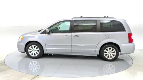 More photos of 2014 Chrysler Town & Country Touring at Tom Gill Chevrolet, KY