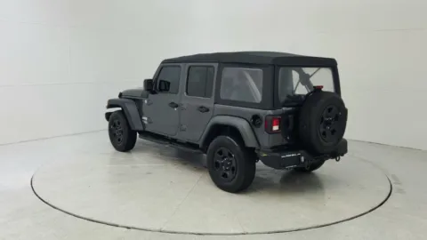 More photos of 2018 Jeep Wrangler Unlimited Sport at Tom Gill Chevrolet, KY