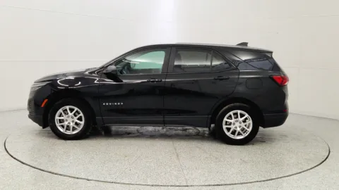 More photos of 2023 Chevrolet Equinox LS at Tom Gill Chevrolet, KY