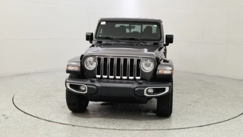 Photos of 2023 Jeep Gladiator Overland for sale in Florence, KY at Tom Gill Chevrolet